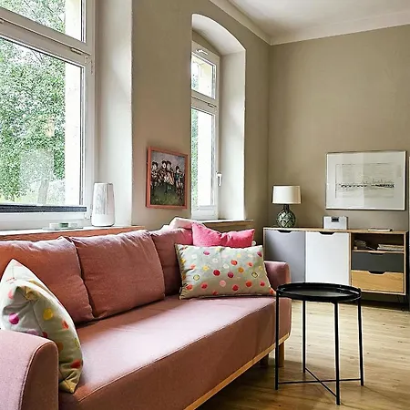 Dein Zuhause In Der Ferne Im Grünen Kreativhof Der Gute Ton Mit Kostenlosem Fahrradverleih * Dresde